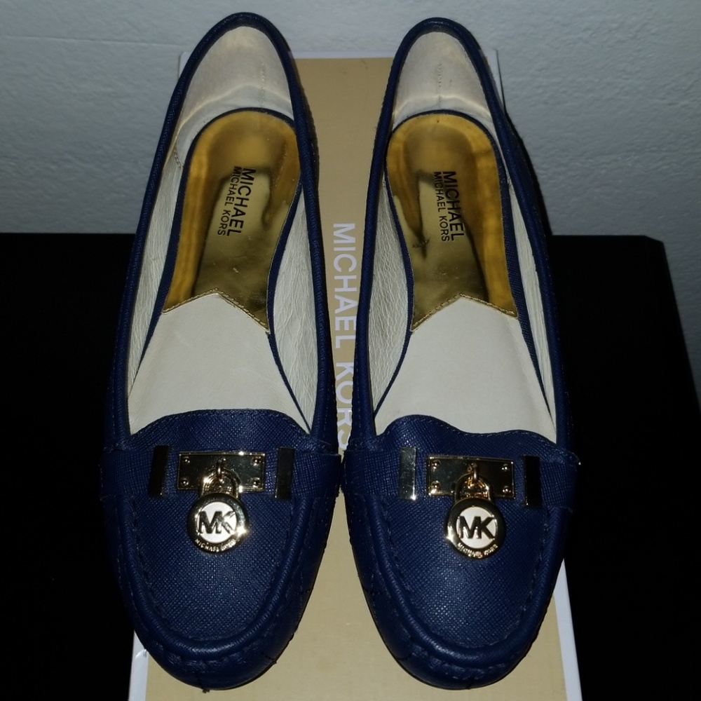 Michael Kors Leater Hamilton Moc flats  size 6